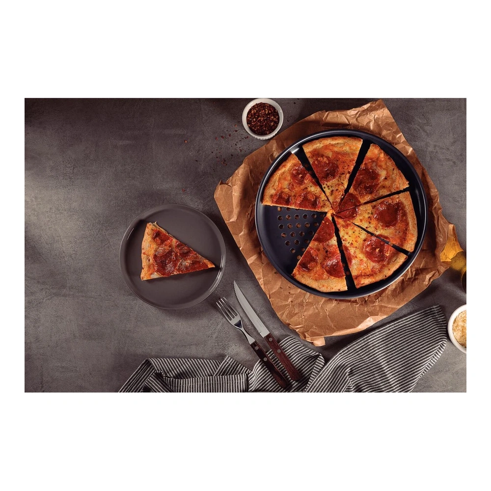 ASADERA PARA PIZZA PERFORADA 30 CM BRASIL TRAMONTINA T200761 5