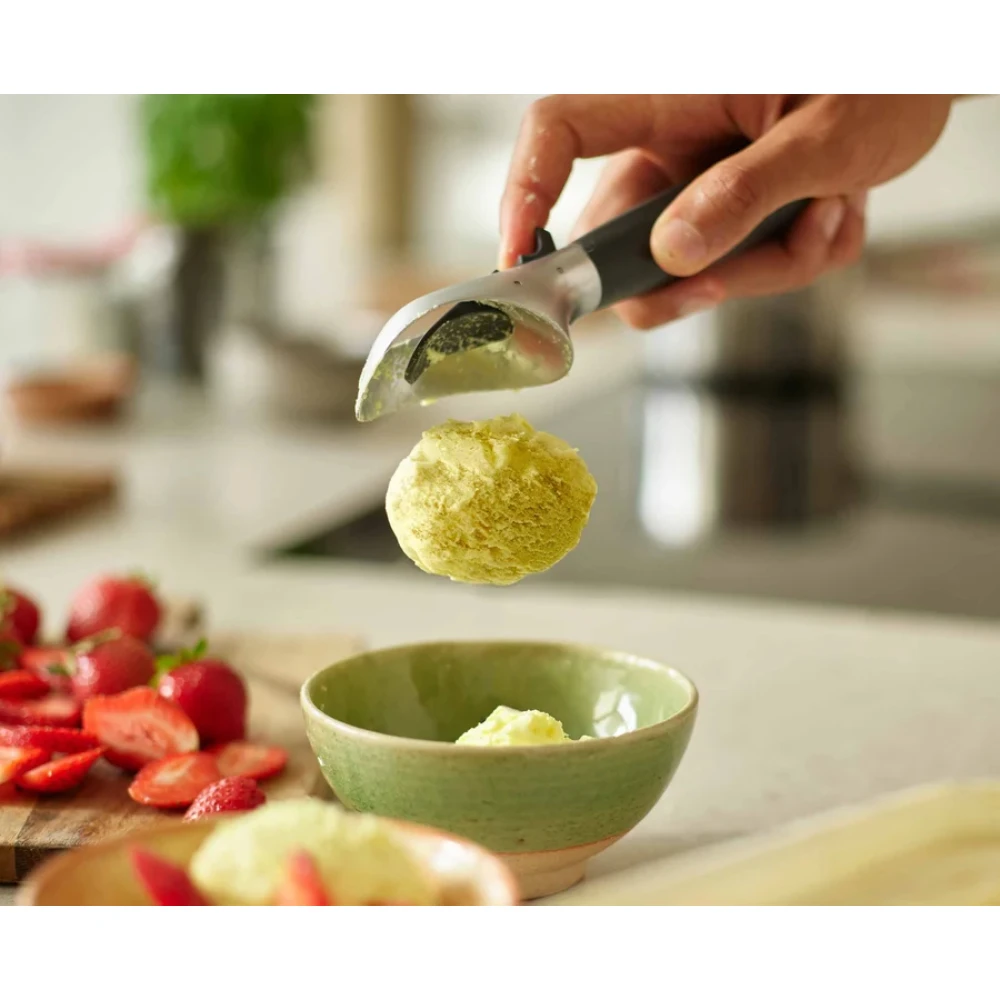 CUCHARA PARA HELADO JOSEPH JOSEPH ELEVATE CON GATILLO 5